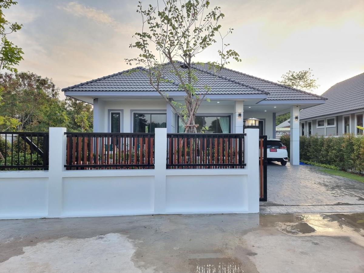 Baan Dalah Buriram 빌라 외부 사진